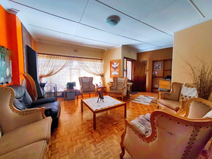 8 Bedroom Property for Sale in Potchefstroom Rural North West